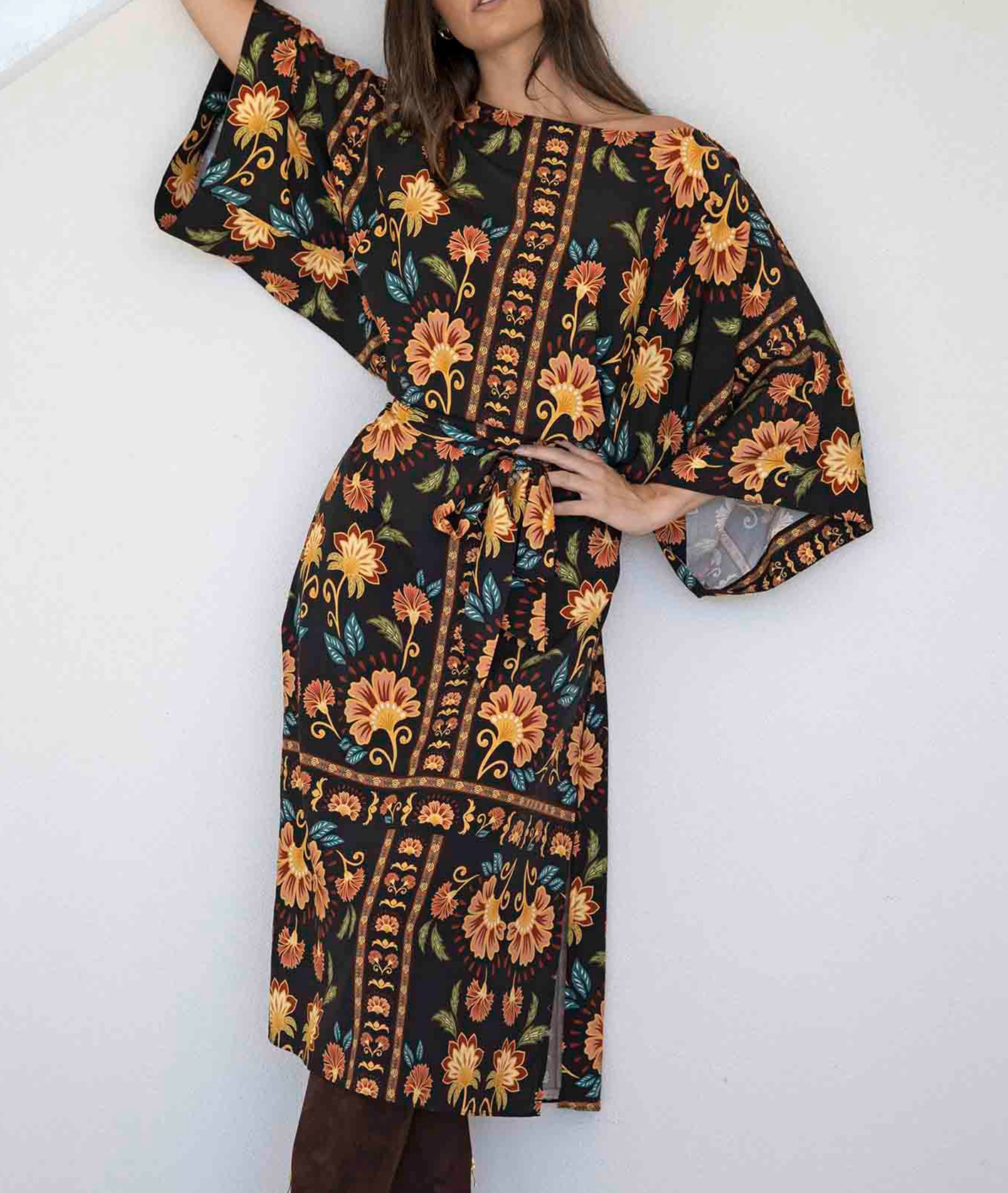 [Copy]New Arrivals🔥 Women's Printed V-Neck Bat Long Sleeve Dress Midi Length  Casual Regular