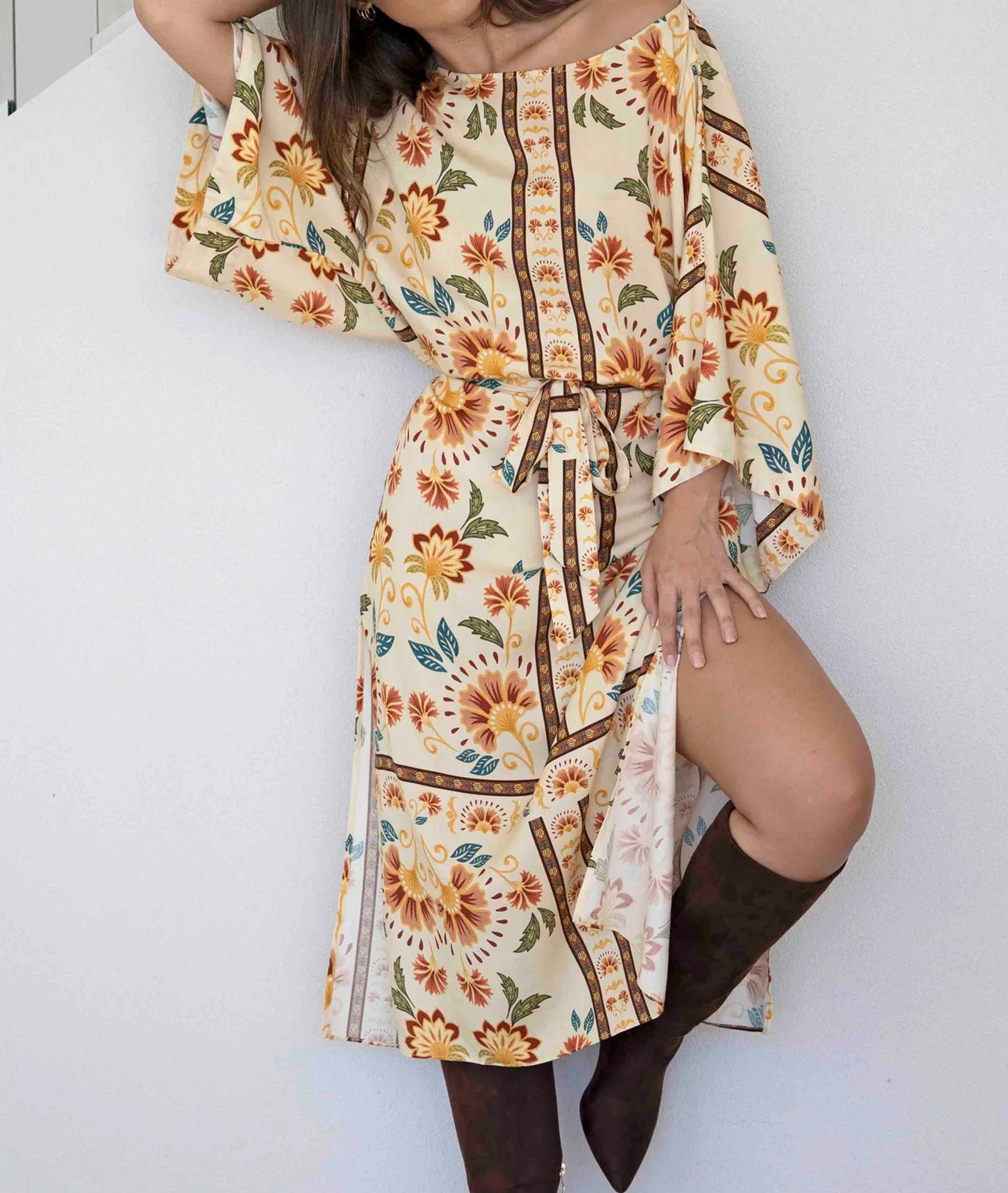 [Copy]New Arrivals🔥 Women's Printed V-Neck Bat Long Sleeve Dress Midi Length  Casual Regular