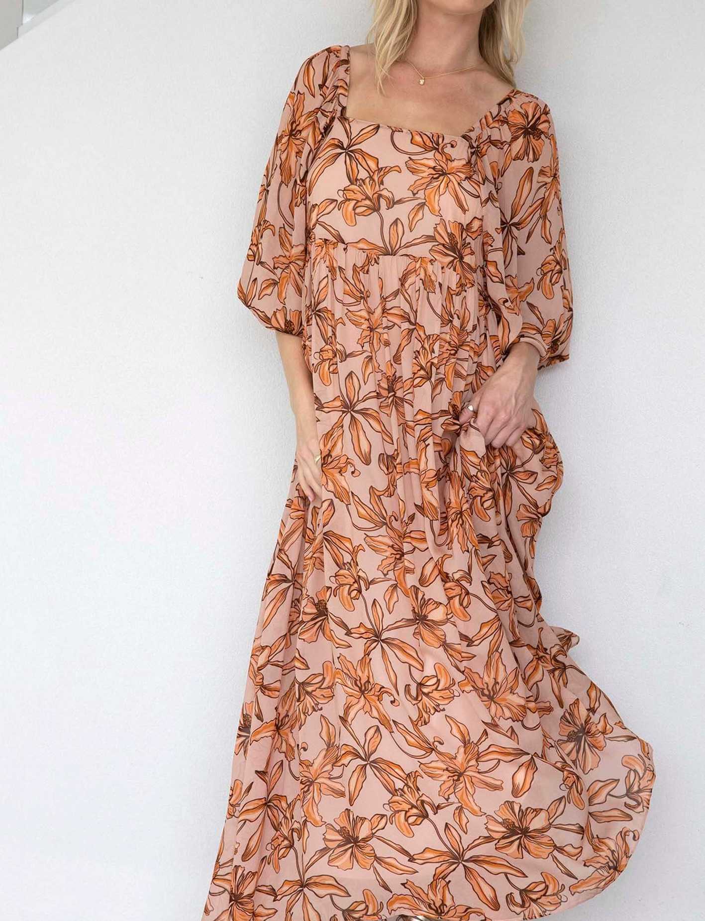 [Copy]New Arrivals🔥 Women's Printed V-Neck Bat Long Sleeve Dress Midi Length  Casual Regular