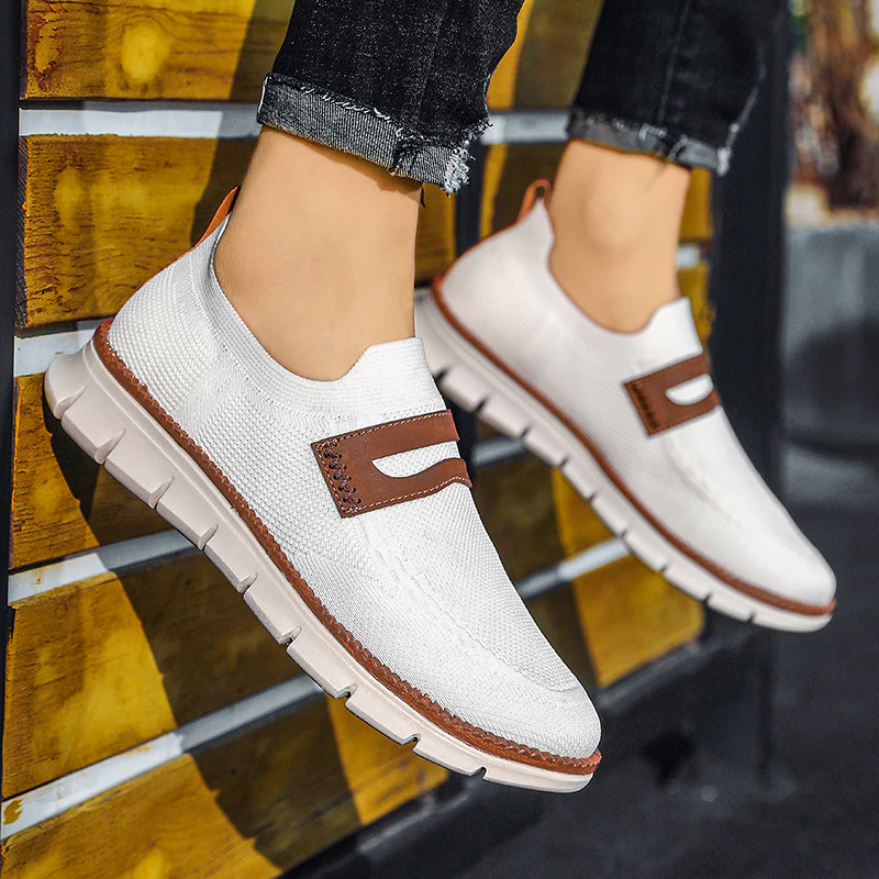 Retro lightweight and comfortable orthopedic shoes