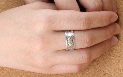 5 star review of feng shui pixiu mantra ring by client of innerwisdomstore
