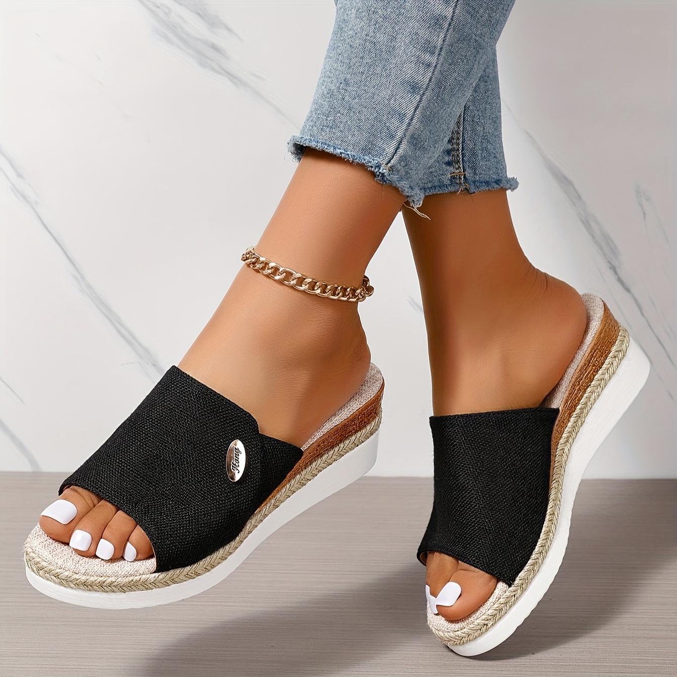 Women's Solid Color Platform Sandals