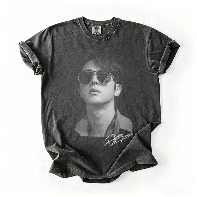 Kpop Boy Group Vintage Graphic T-shirt