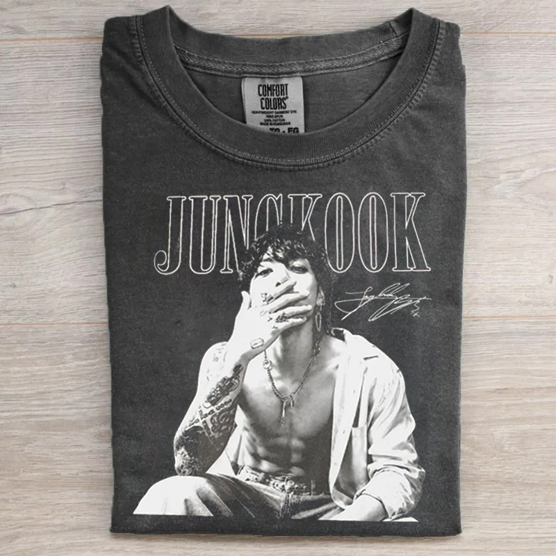 Kpop Boy Group Vintage Retro Graphic T-shirt