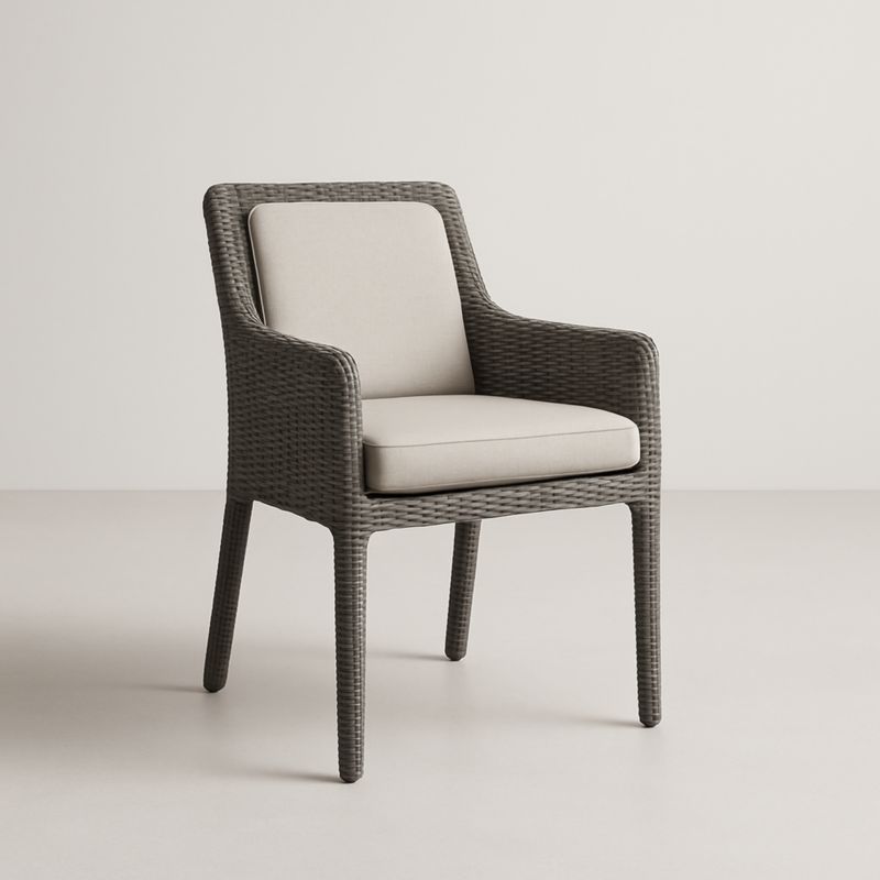 Poltrona da esterno in rattan sintetico con cuscino in poliestere