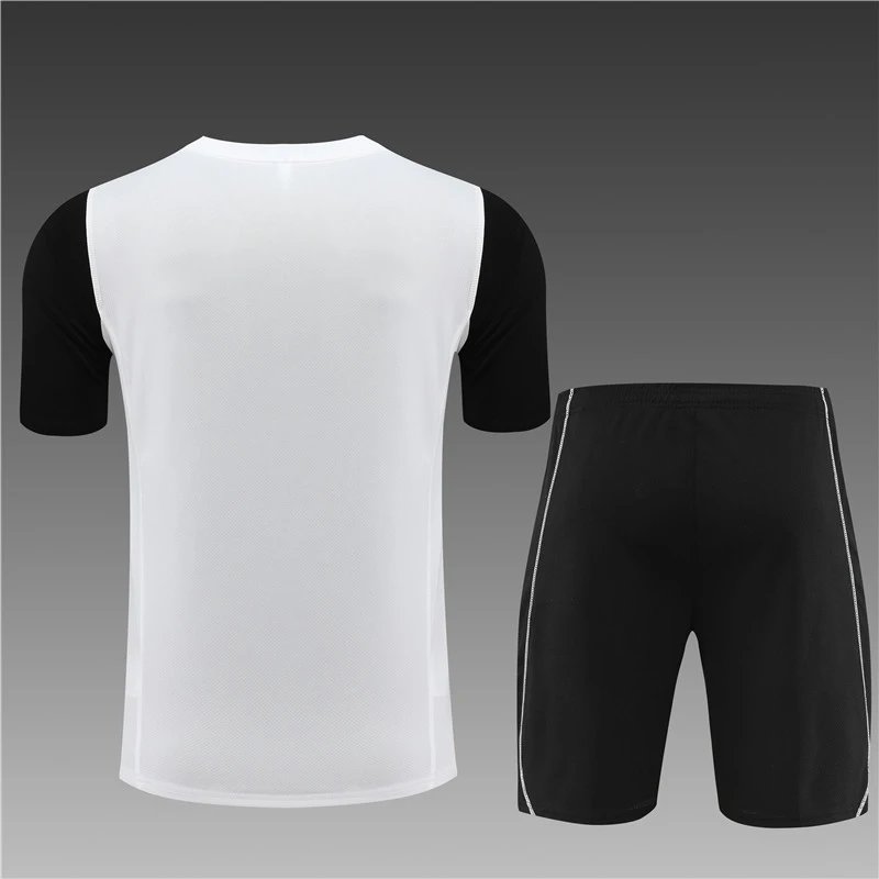 High quality jersey set for Juventus (contact WhatsApp:+18030258501, if you need size recommendation)