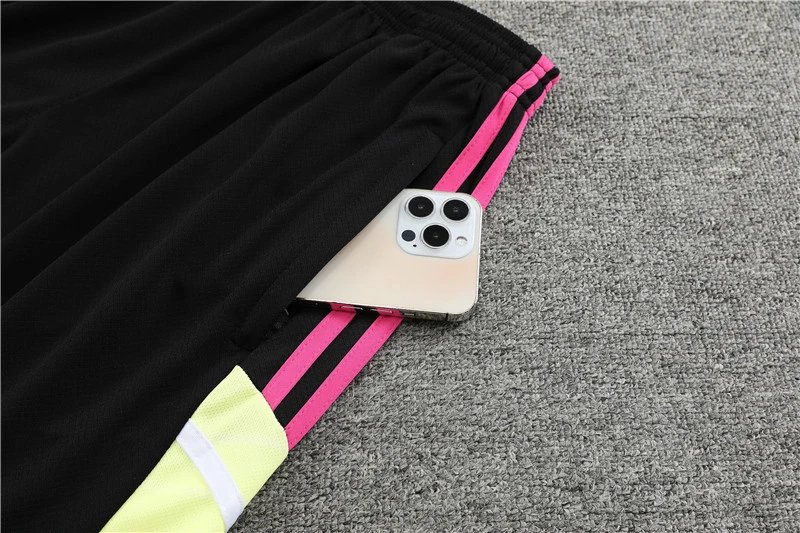 High quality jersey set for Juventus (contact WhatsApp:+18030258501, if you need size recommendation)