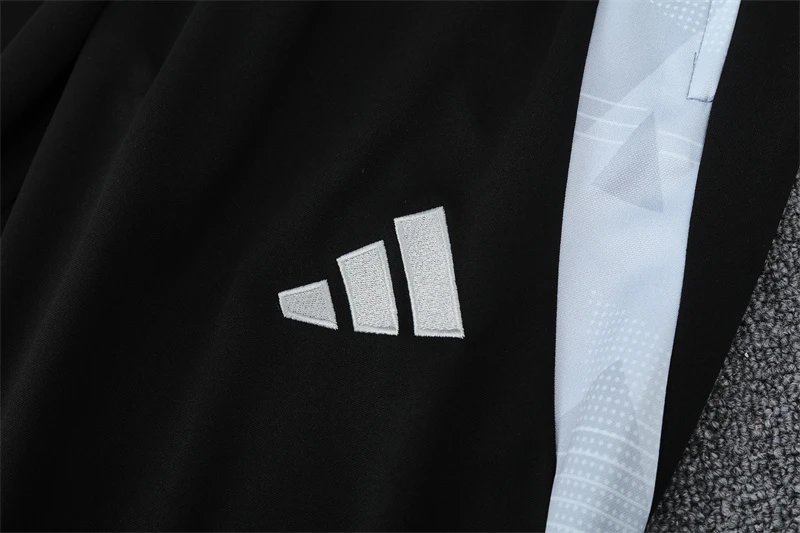 High quality jersey long sleeved set for Real Madrid