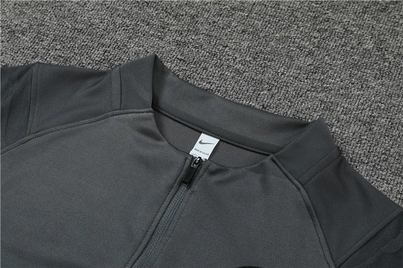 High quality jersey long sleeved set Paris