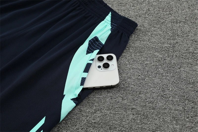 High quality jersey short sleeved kit for Barcelona