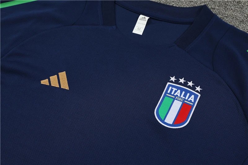 High quality jersey set from Italy