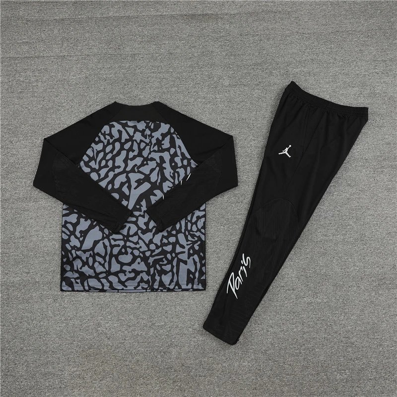 High quality jersey long sleeved set Paris
