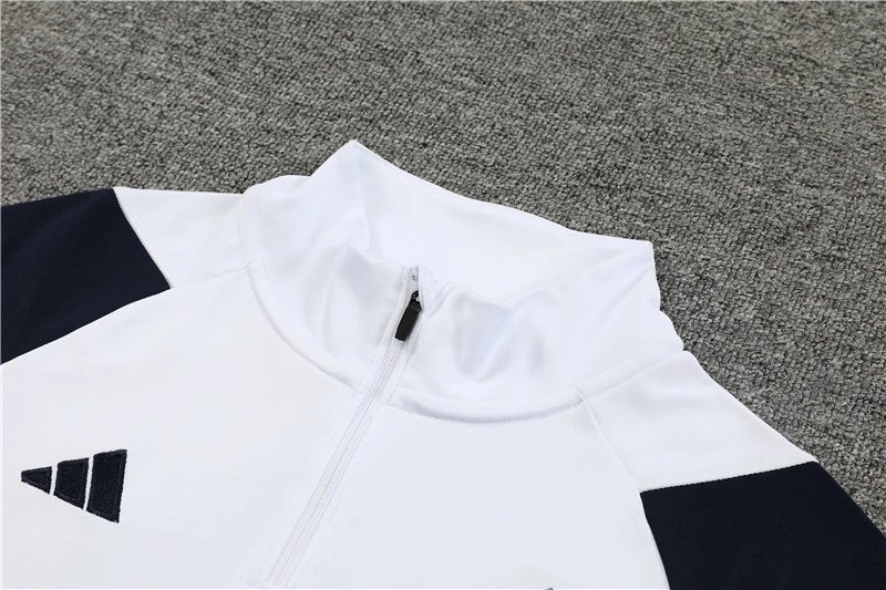 High quality jersey long sleeved set for Real Madrid