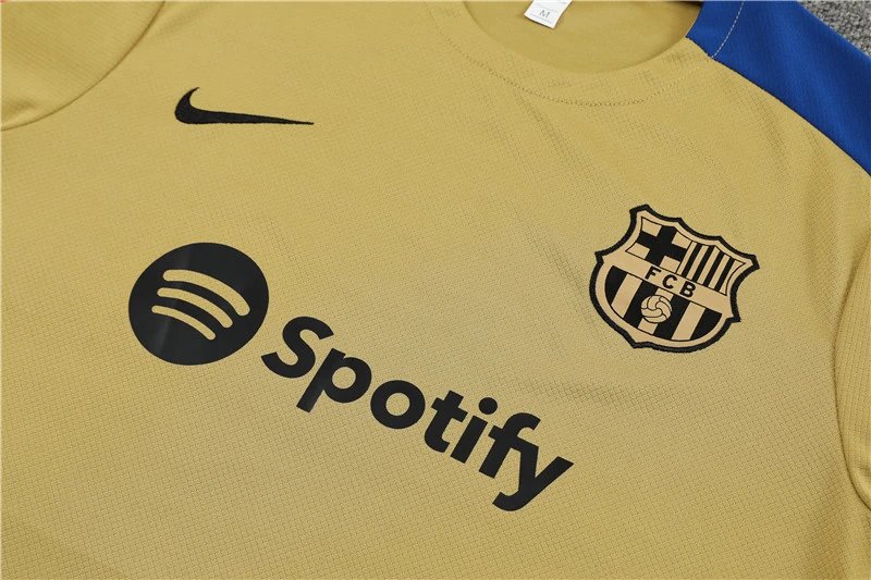 High quality jersey short sleeved kit for Barcelona