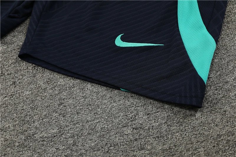 High quality jersey short sleeved kit for Barcelona