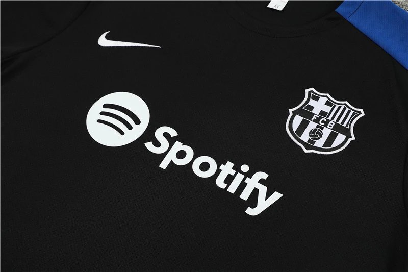 High quality jersey short sleeved kit for Barcelona