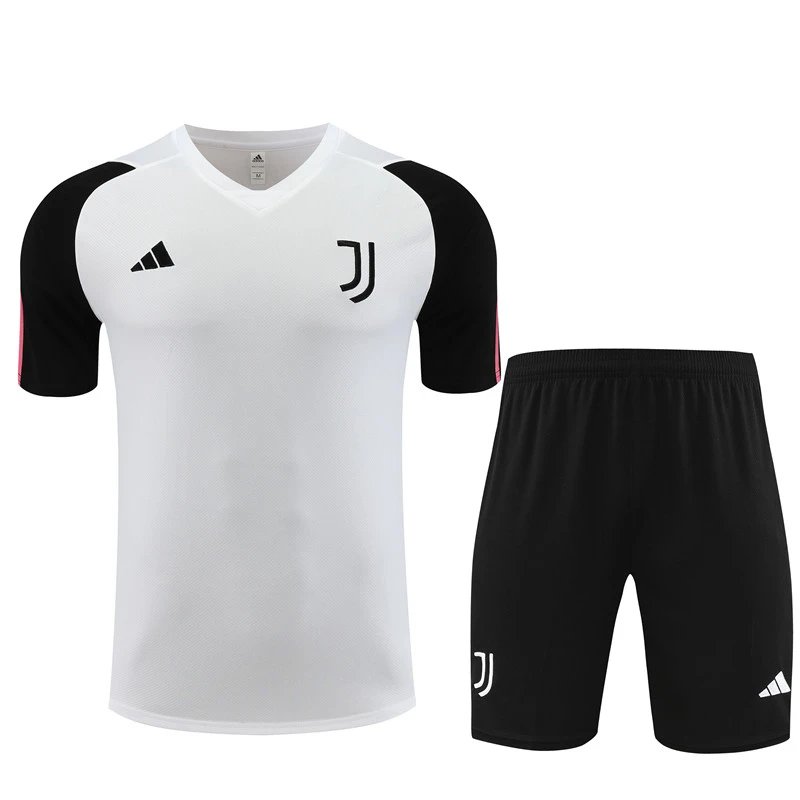 High quality jersey set for Juventus (contact WhatsApp:+18030258501, if you need size recommendation)