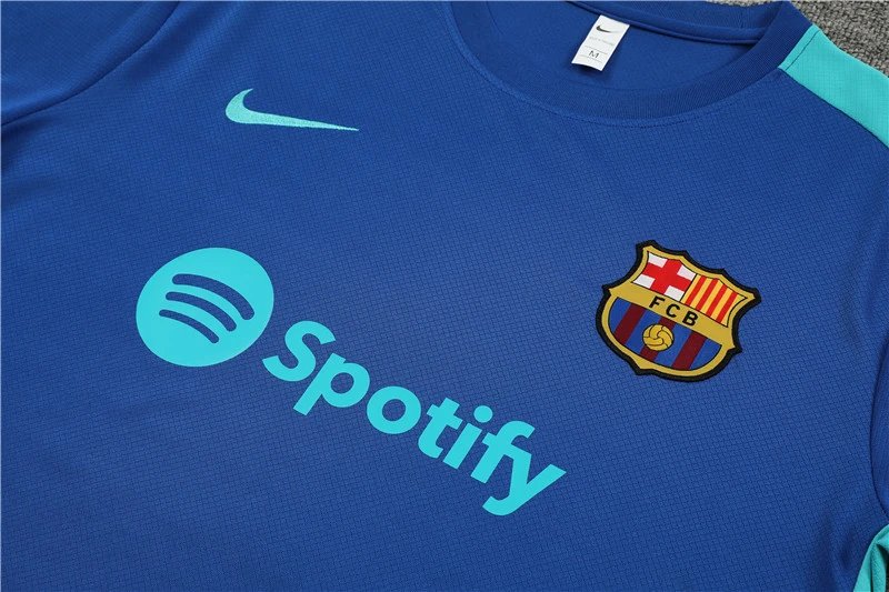 High quality jersey short sleeved kit for Barcelona