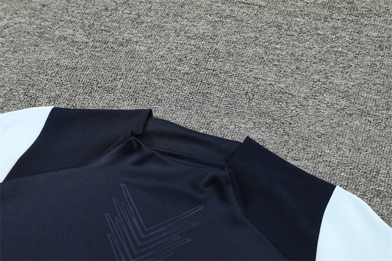 High quality jersey long sleeved set for Real Madrid