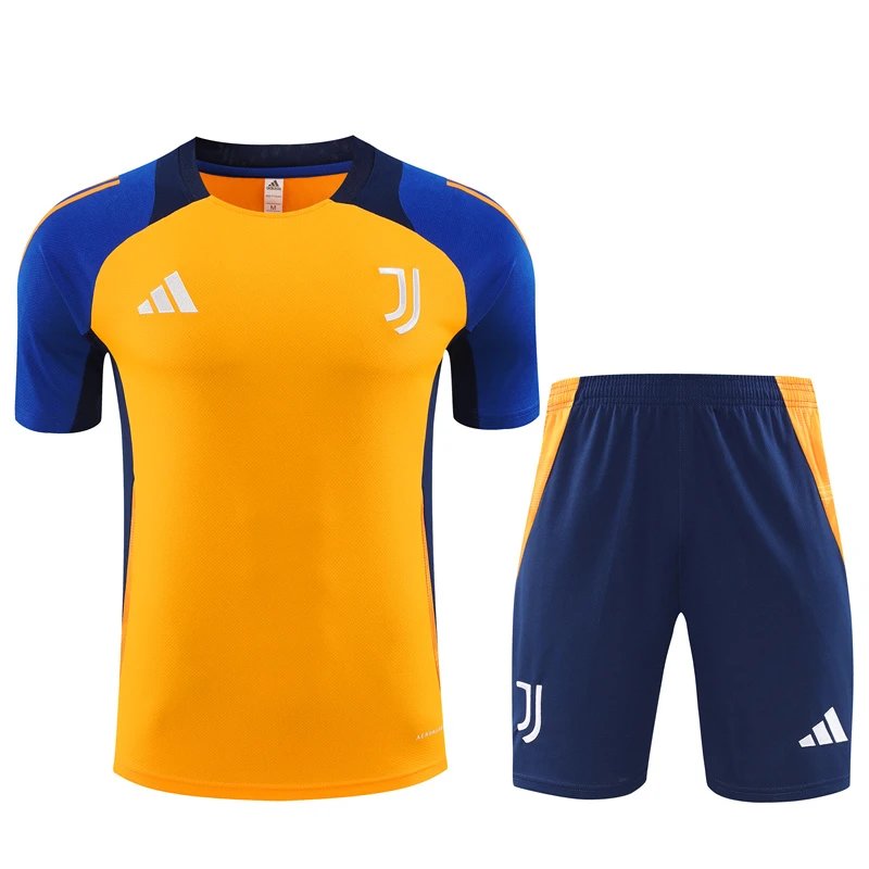 High quality jersey set for Juventus (contact WhatsApp:+18030258501, if you need size recommendation)