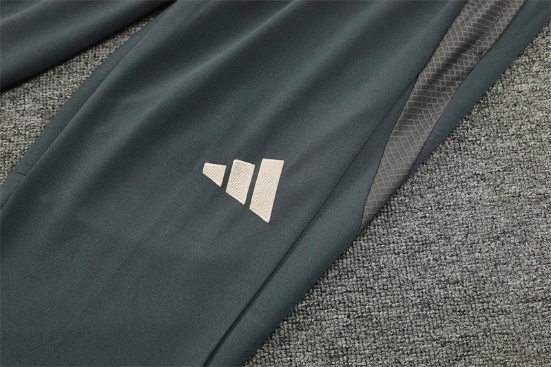 High quality jersey long sleeved set for Real Madrid