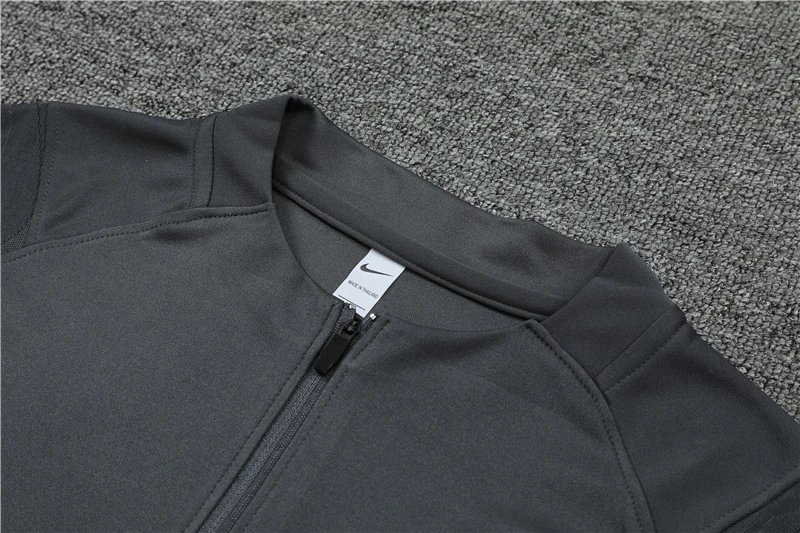 High quality jersey long sleeved set Paris