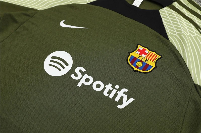 High quality jersey short sleeved kit for Barcelona