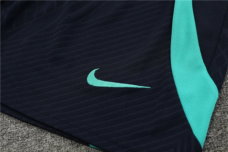 High quality jersey short sleeved kit for Barcelona