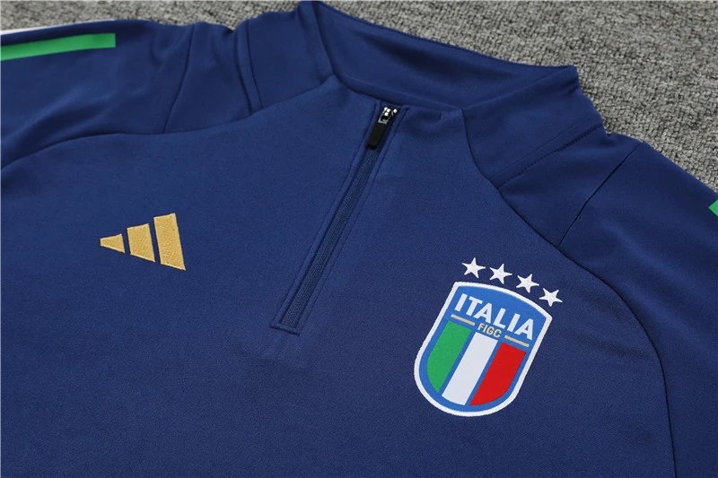 High quality jersey set from Italy
