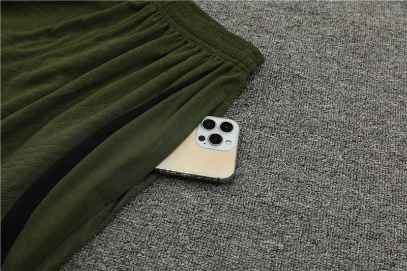 High quality jersey short sleeved kit for Barcelona