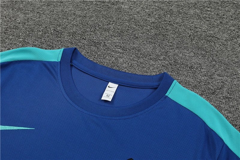High quality jersey short sleeved kit for Barcelona