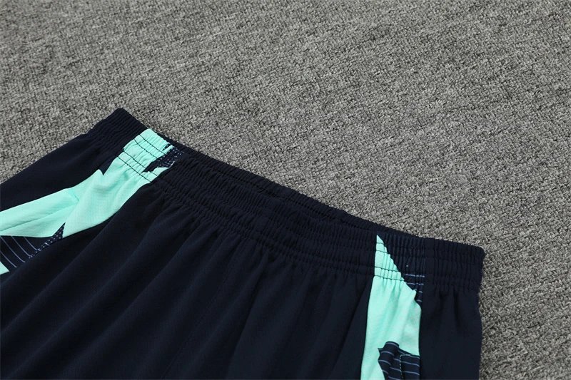 High quality jersey short sleeved kit for Barcelona