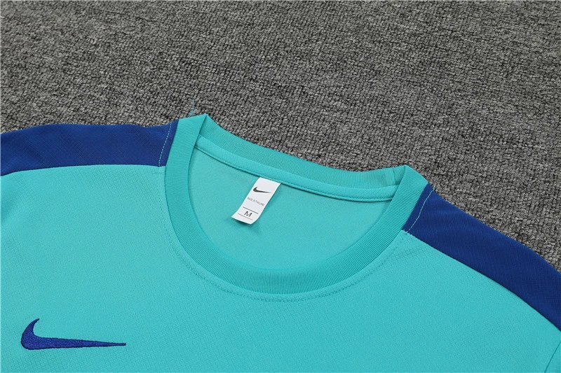 High quality jersey short sleeved kit for Barcelona