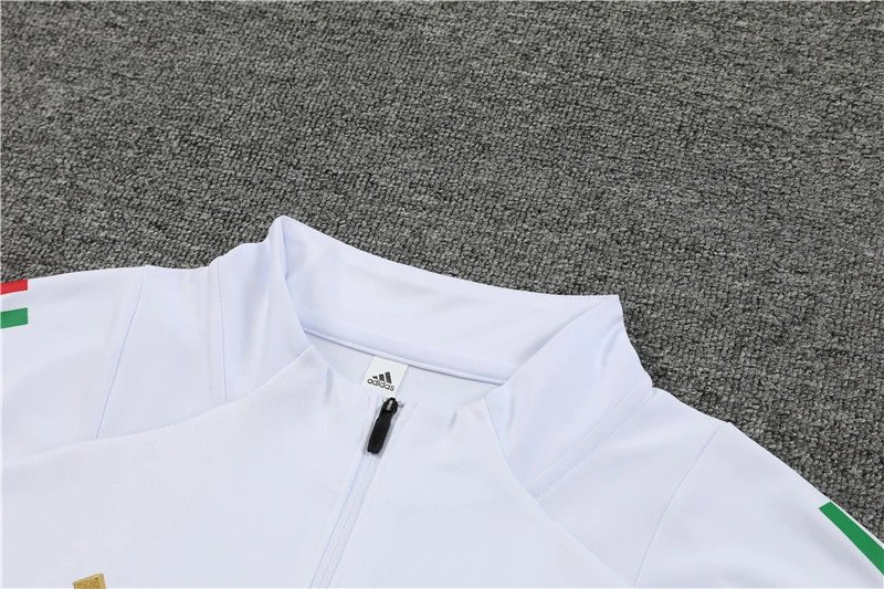 High quality jersey set from Italy