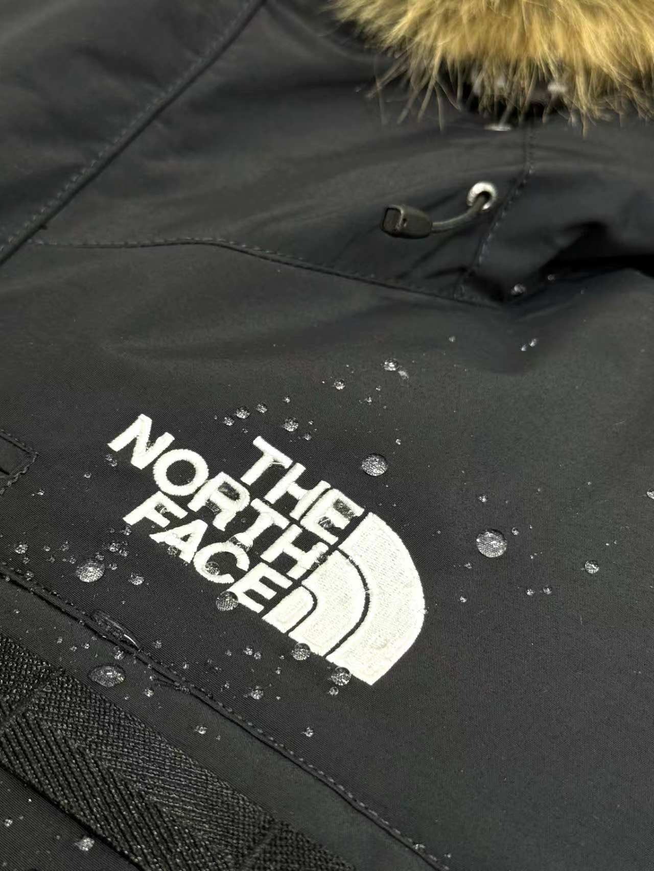 Peak Series Down Jacket 001