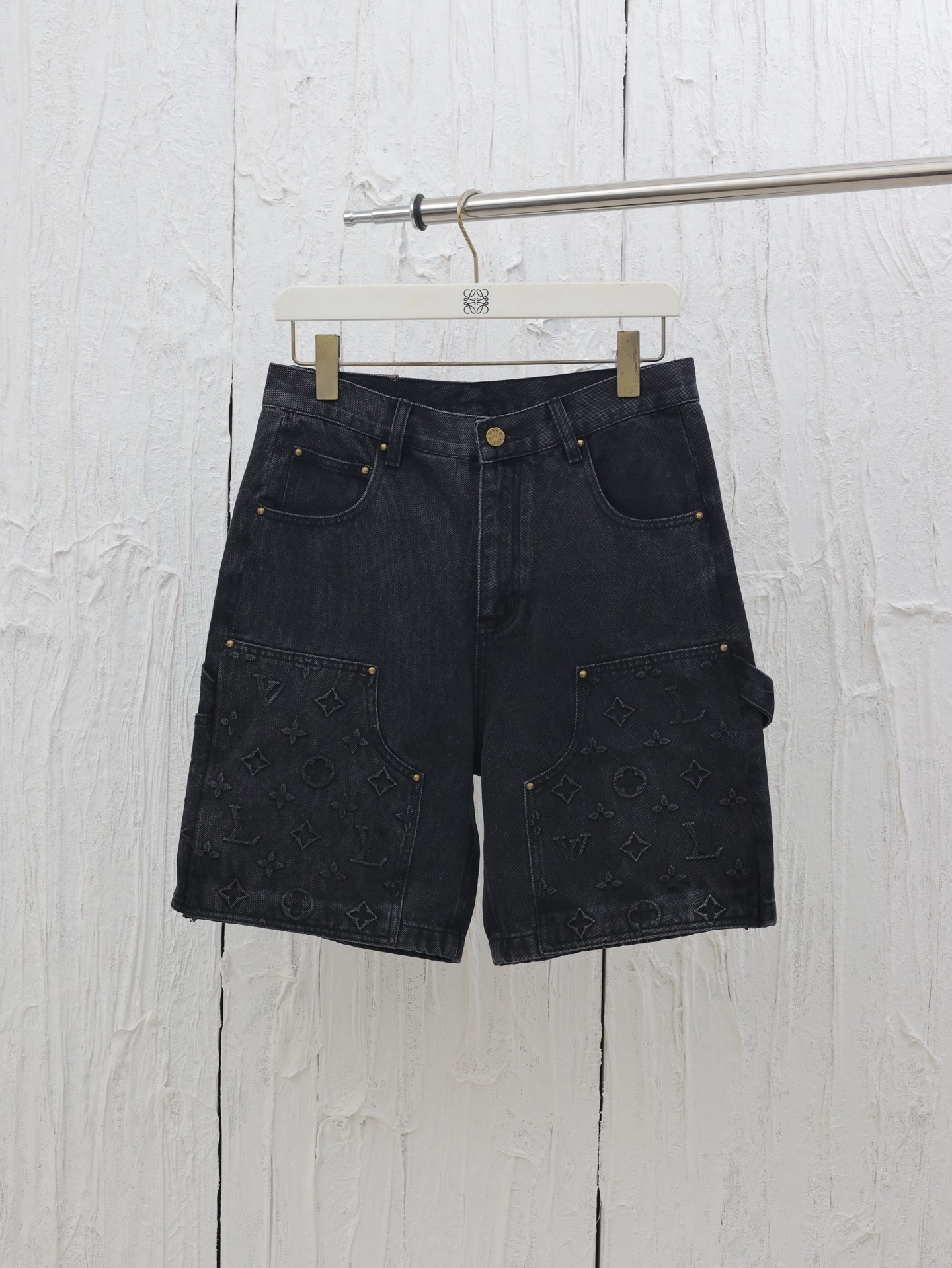 High quality denim shirt set, please add : 18030258501 if you need size guide