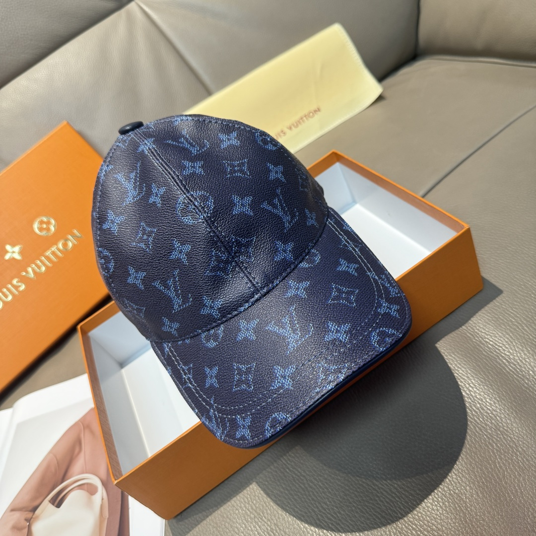 High quality and fashionable baseball cap new 5 pcs add : 18859952090 if you need size guide