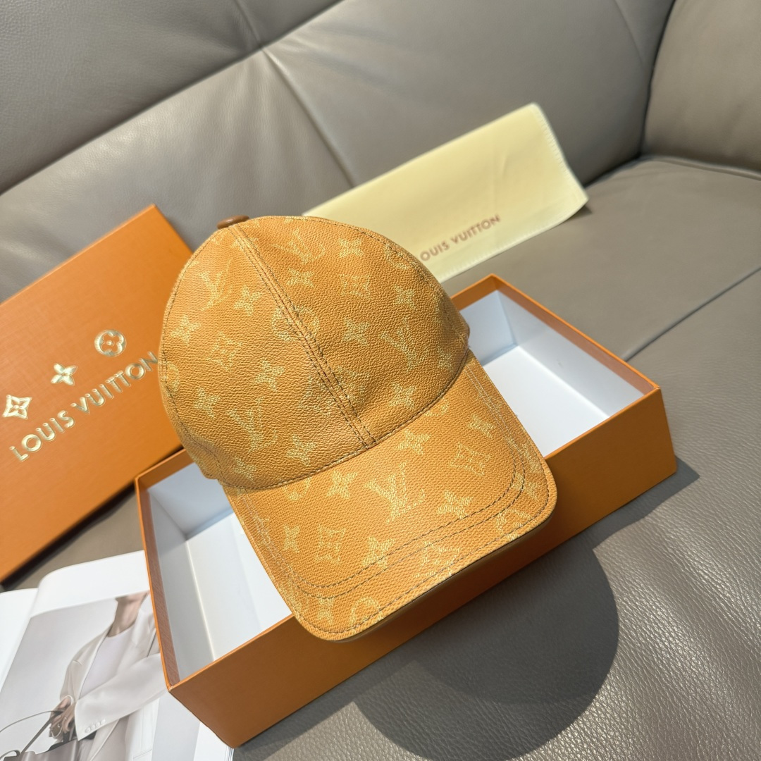 High quality and fashionable baseball cap new 5 pcs add : 18859952090 if you need size guide