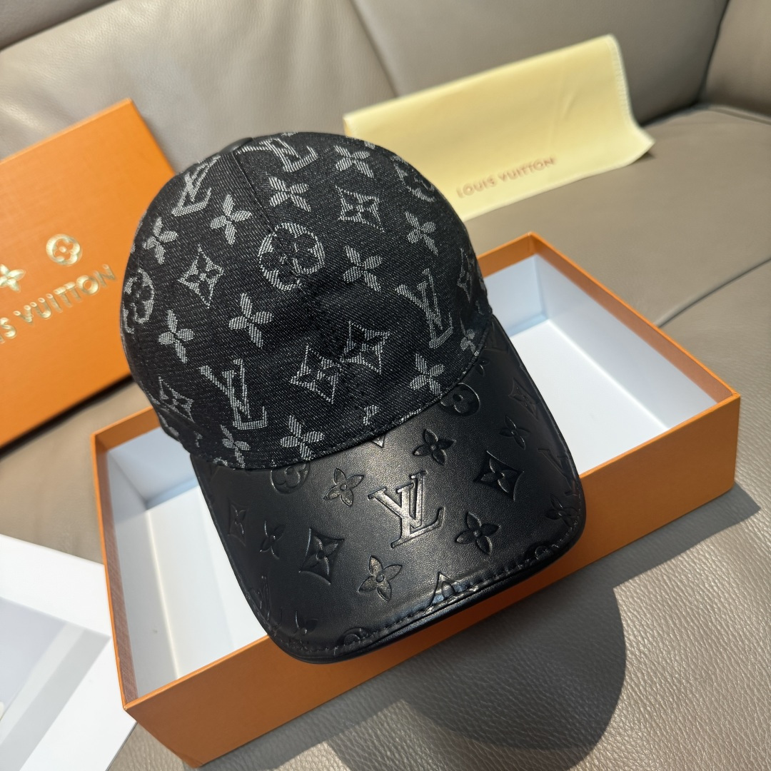 High quality and fashionable baseball cap new 5 pcs add : 18859952090 if you need size guide