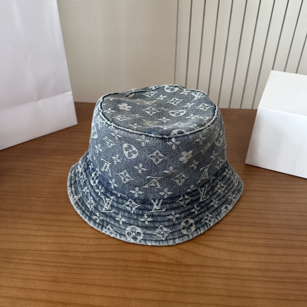 High quality and fashionable sunshade fisherman hat 2 pcs add : 18859952090 if you need size guide