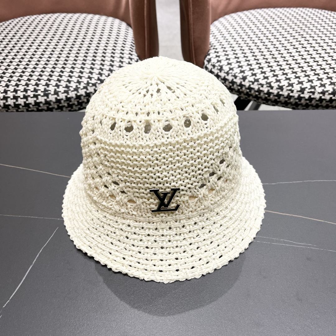High quality and fashionable sunshade fisherman hat 2 pcs add : 18859952090 if you need size guide