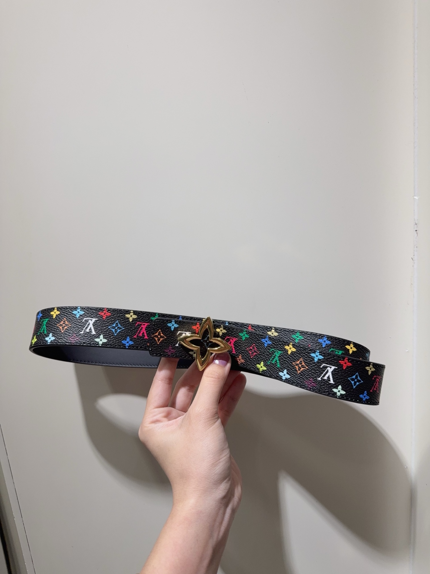 High quality, simple and refined women's waist belt 1 pls add : 18030258501 if you need size guide