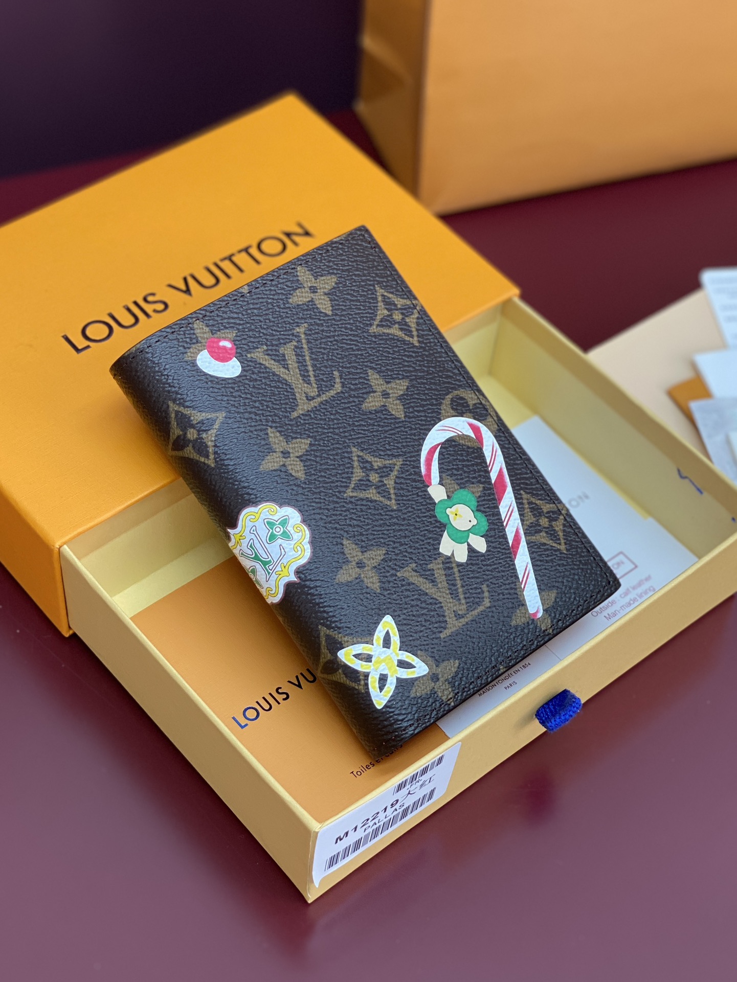 High quality new printed passport clip, short clip wallet, PLS add : 18030258501 if you need size guide