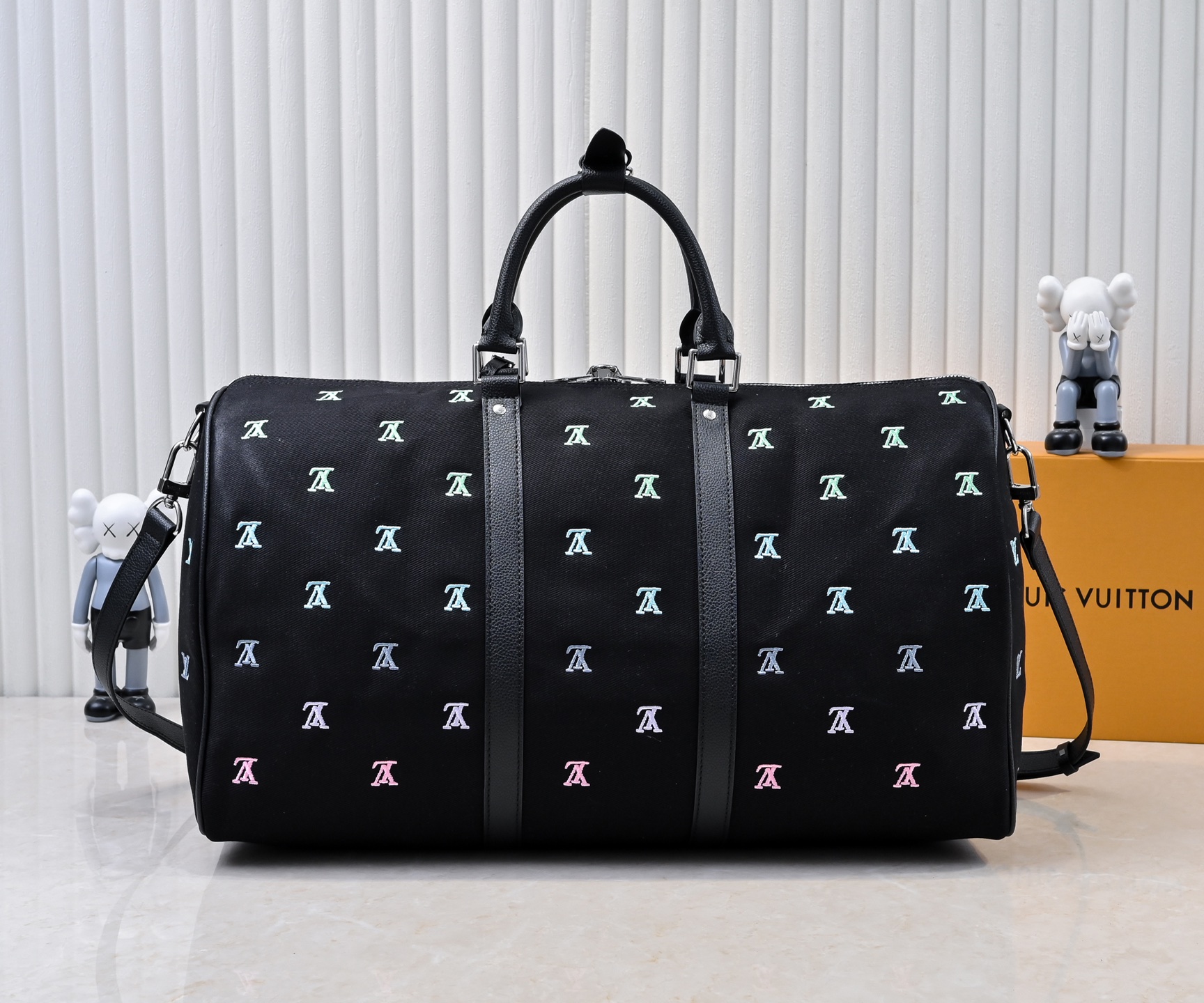 High quality printed large capacity travel bag PLS add : if you need size guide