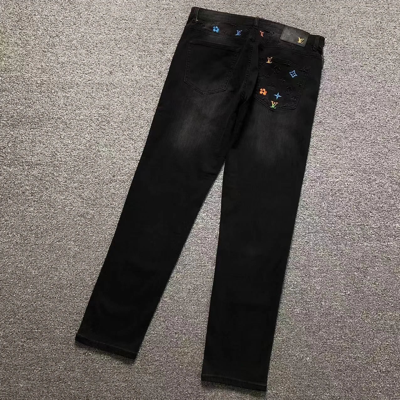 High end spring and summer jeans for men, black light luxury casual versatile slim fit men's jeans