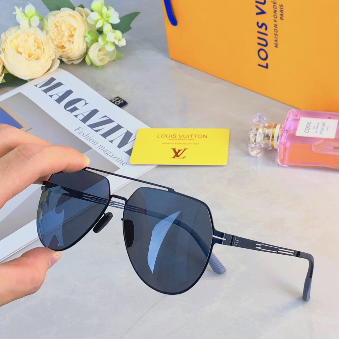 High quality temperament sunscreen sunglasses 4pcs add : 18030258501 if you need size guide