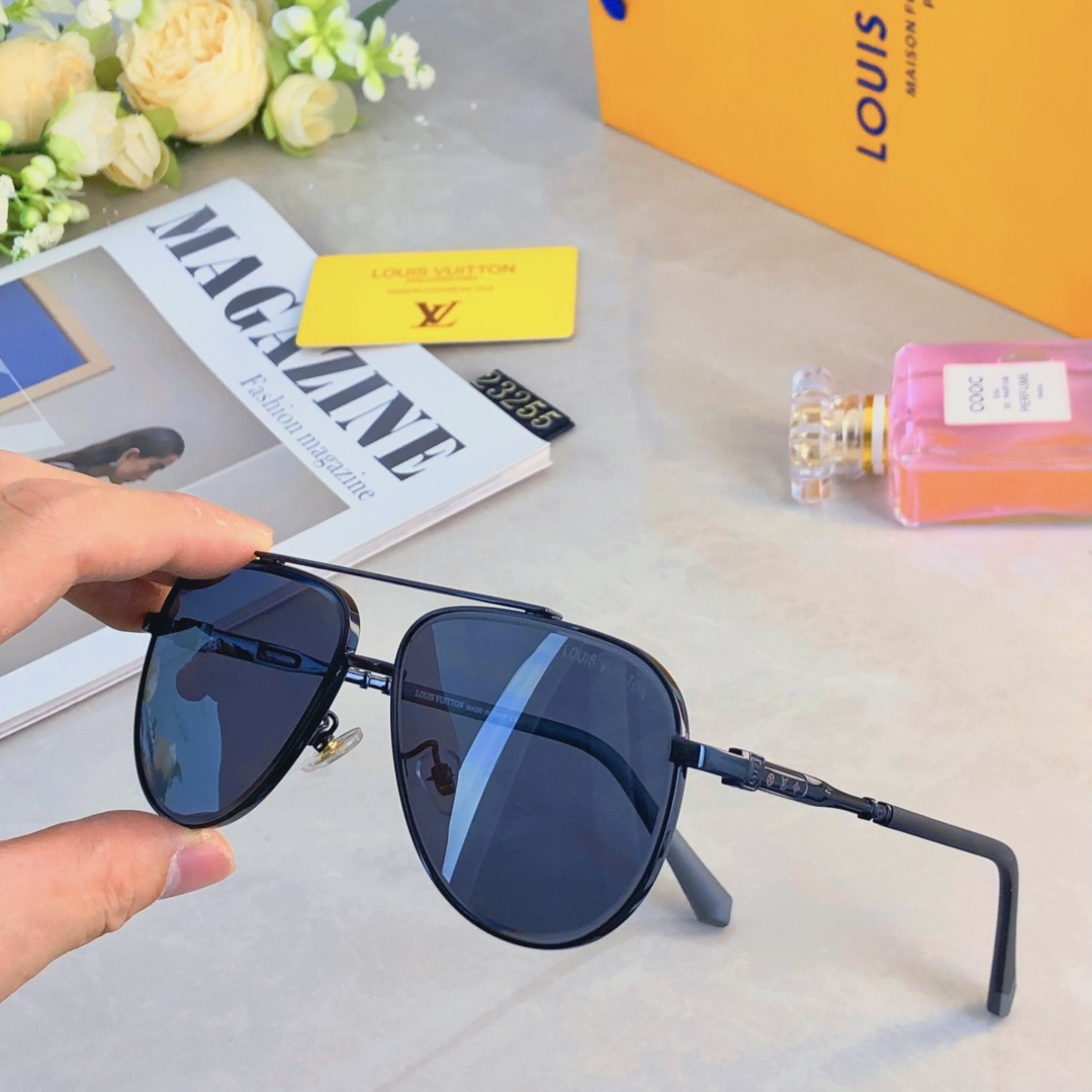 High quality temperament sunscreen sunglasses 4pcs add : 18030258501 if you need size guide
