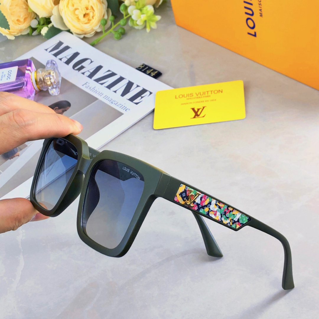 High quality temperament sunscreen sunglasses 1 pls add : 18030258501 if you need size guide