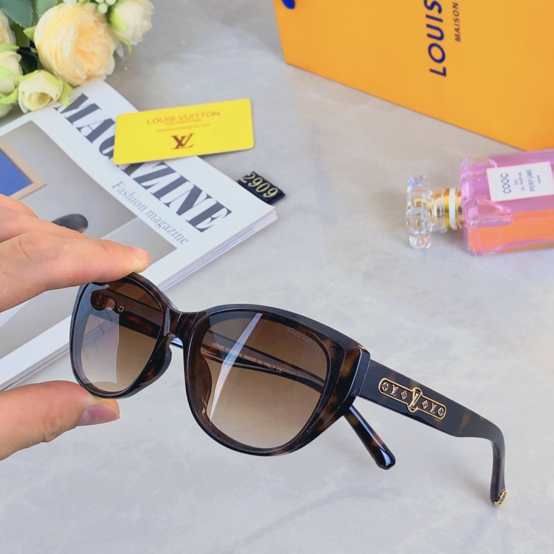 High quality temperament sunscreen sunglasses 2 pcs add : 18030258501 if you need size guide