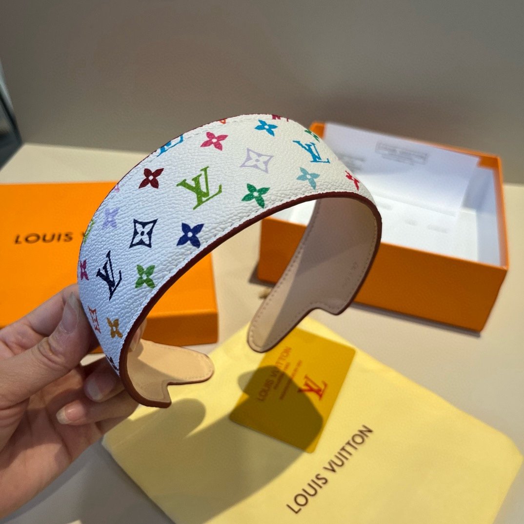 High quality fashionable and versatile headband, please add : 18859952090 if you need size guide